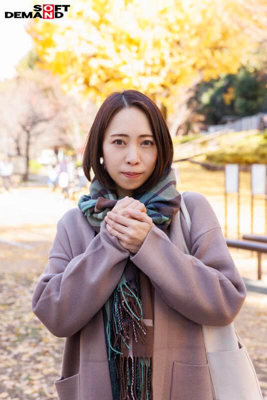 1sods00084 | 【本物人妻総集編】本物人妻15名が初めてのAV体験で見せたカメラの前での初セックス＆緊張と溢れる興奮を抑えきれない初中出し合計17SEX収録2枚組 10時間 画像 6