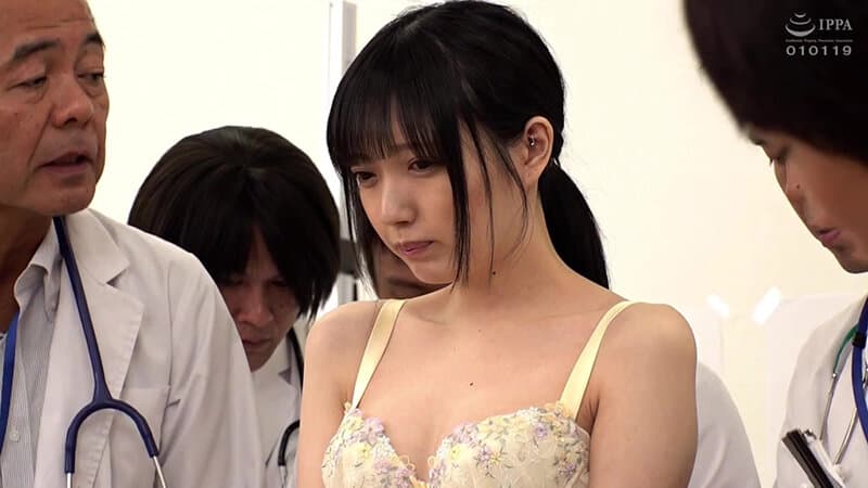 1zozo00187 | 羞恥！新卒看護師着任前強●健康診断2023冬～日向理名編～ 画像 1