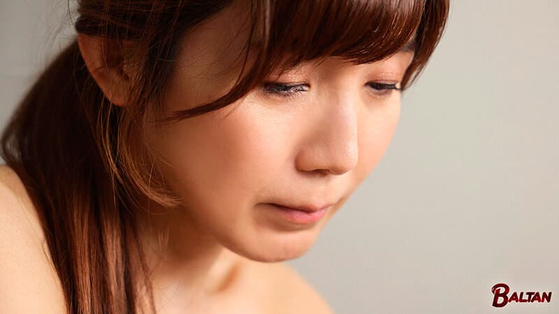 basj00039 | 二度と会うことがない男だからと好き勝手精液を搾取する痴女人妻 美泉咲 画像 2