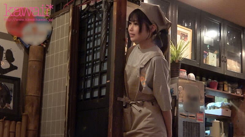 cawb00003 | こども店長 AVデビュー定食屋で働く最年少店長は華奢Aカップをイカされたい。 守屋えり 画像 2