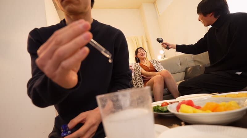 cemd00840 | 泥●した女優にこっそり媚薬を●ませて吸わせてメチャクチャなSEXしてみた 森沢かな 画像 1