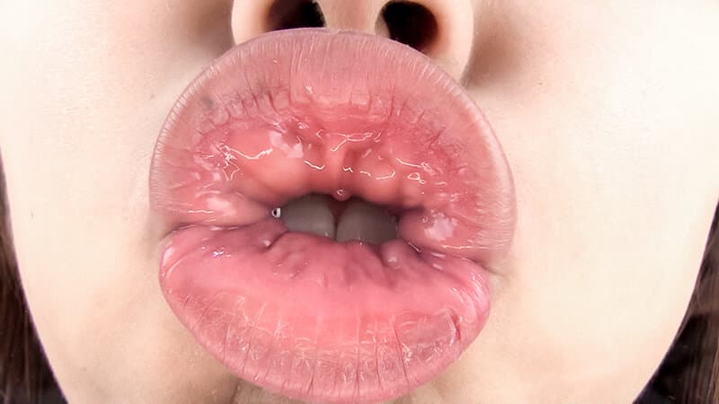 evis00546 | 濃厚密着バーチャル接吻 画像 1