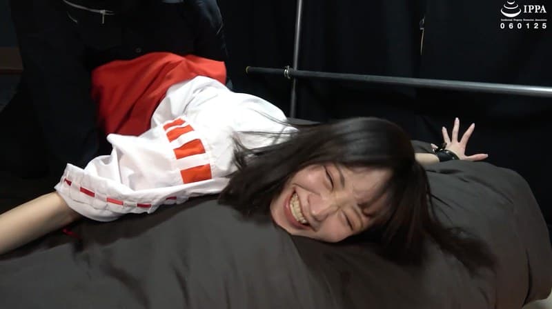 h_1416ad01994 | 【くすぐり】「巫女さんややちゃんの身体をくすぐりマッサージ！ 最後はうつ伏せ拘束で大笑い！」WAKA-077琥珀やや 6