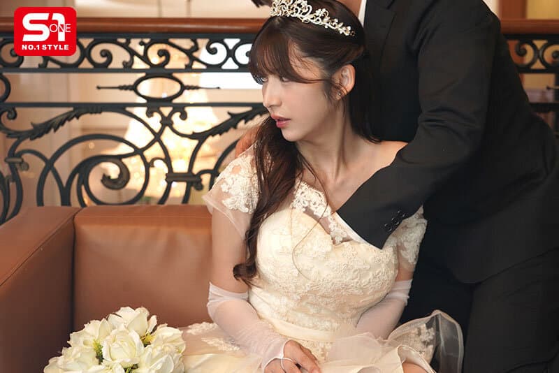 sone00852 | 結婚式間近の花嫁、新郎との愛あるSEXよりも男性ウェディングプランナーから無理やり犯●れるほうがま●こビチャ濡れでイキまくる。 七ツ森りり 画像 1